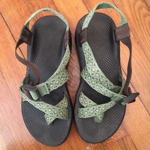 LIKE NEW — Chaco Womens Z/2 Classic Green Sandal